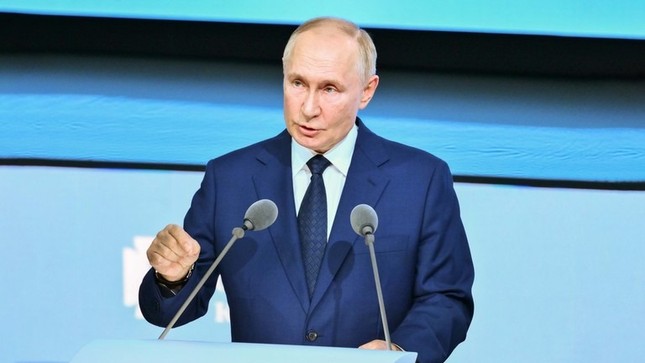  Tổng thống Nga Vladimir Putin cảnh báo NATO 第1张