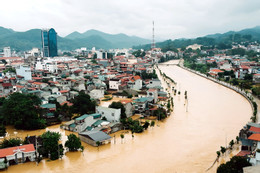 Hai cơn bão trong nửa tháng tàn phá nặng nề, thiên tai còn nhiều ‘dị thường’  第4张