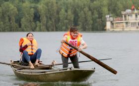 Cuốn hút Giải đua thuyền nan “Âm vang hồ Thác”