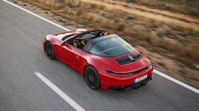  Porsche 911 động cơ hybrid đầu tiên lộ diện 