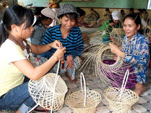 Phó Chủ tịch UBND tỉnh Hòa Bình Đinh Công Sứ khảo sát, nắm tình triển khai thực hiện Đề án 61  第10张