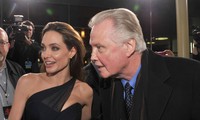  Angelina Jolie nói về Pax Thiên 