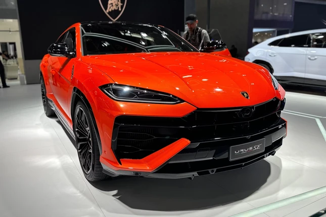  Siêu SUV Lamborghini Urus Performante bị khai tử 