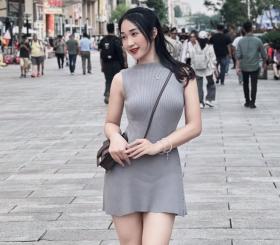 Nữ giáo viên lớn hơn 6 tuổi vẫn khiến &quot;hot boy&quot; Thể Công Viettel mê mẩn