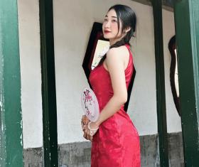 Nữ giáo viên lớn hơn 6 tuổi vẫn khiến &quot;hot boy&quot; Thể Công Viettel mê mẩn