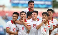  Công Phương tỏa sáng từ ghế dự bị, U20 Việt Nam thắng dễ U20 Bhutan 