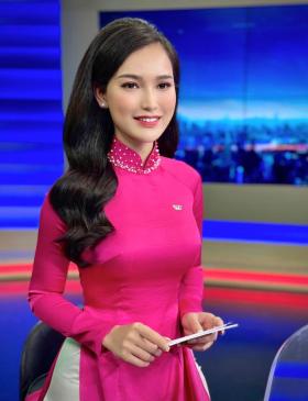 Những BTV của VTV có học vấn &quot;cực khủng&quot;, đều là thủ khoa đại  第4张