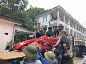 Vụ lũ quét kinh hoàng ở Lào Cai: Nhiều người được đưa đến bệnh viện