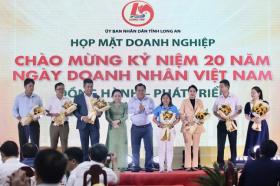  Hơn 18.000 doanh nghiệp ‘rót’ vốn vào Long An 