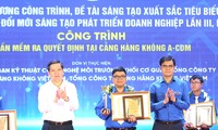  Nét độc đáo của biểu trưng Giải thưởng Khuê Văn Các lần đầu tiên tổ chức 