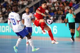 FIFA sẽ điều tra trận Pháp - Iran tại World Cup futsal