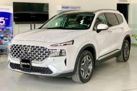 Hyundai Santa Fe 2024 bất ngờ xuất hiện không che chắn trên đường phố Việt