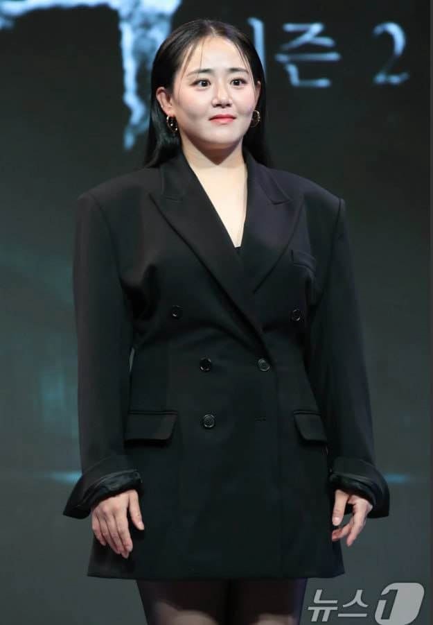  Em gái quốc dân Moon Geun Young phát tướng 