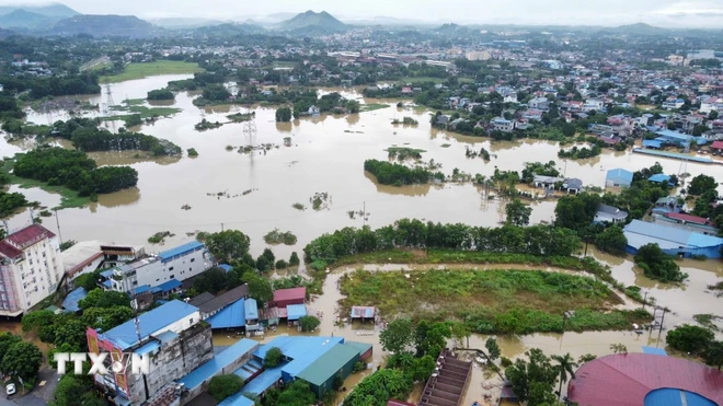  Siêu bão với nhiều điểm bất thường, khó lường trước 第2张