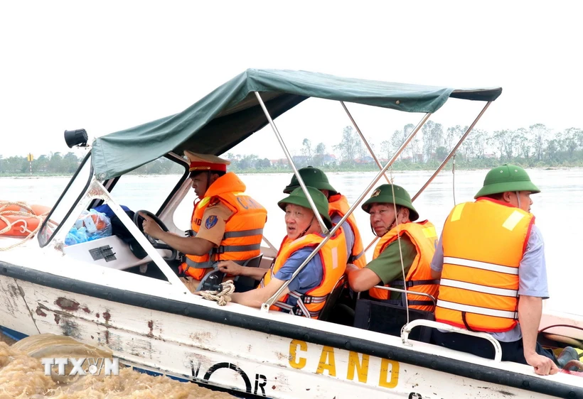  Phó Thủ tướng Nguyễn Hòa Bình: Đặt tính mạng, an toàn của nhân dân lên trên hết 第1张