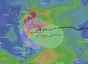  Bão đổ bộ sáng nay, miền Trung đỉnh điểm mưa lớn, gió mạnh 