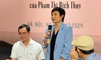  Tiếp nhận ba kỷ vật của vua Hàm Nghi 